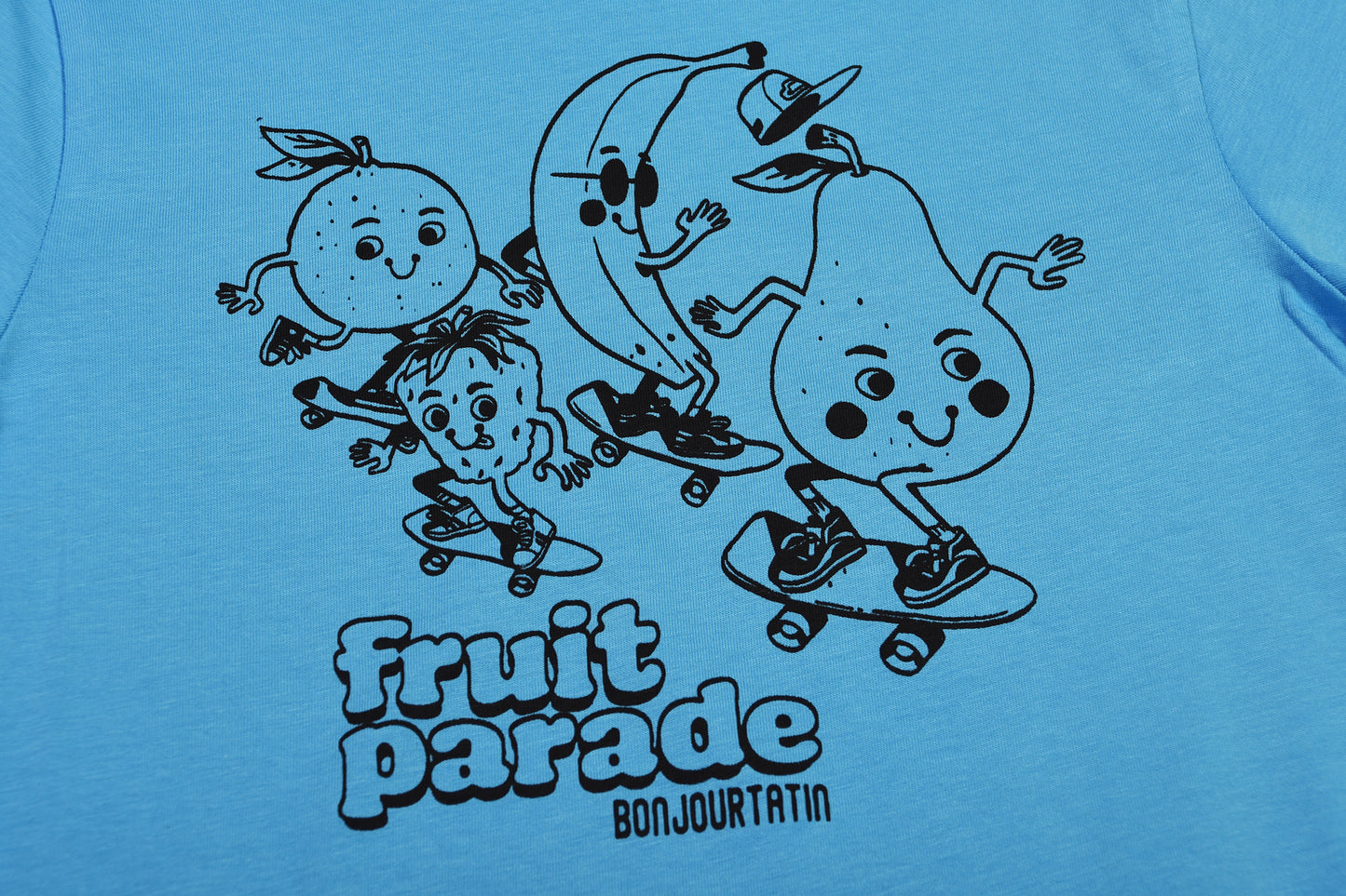 Fruit Parade Organic T-Shirt black on blue - Bonjour Tatin
