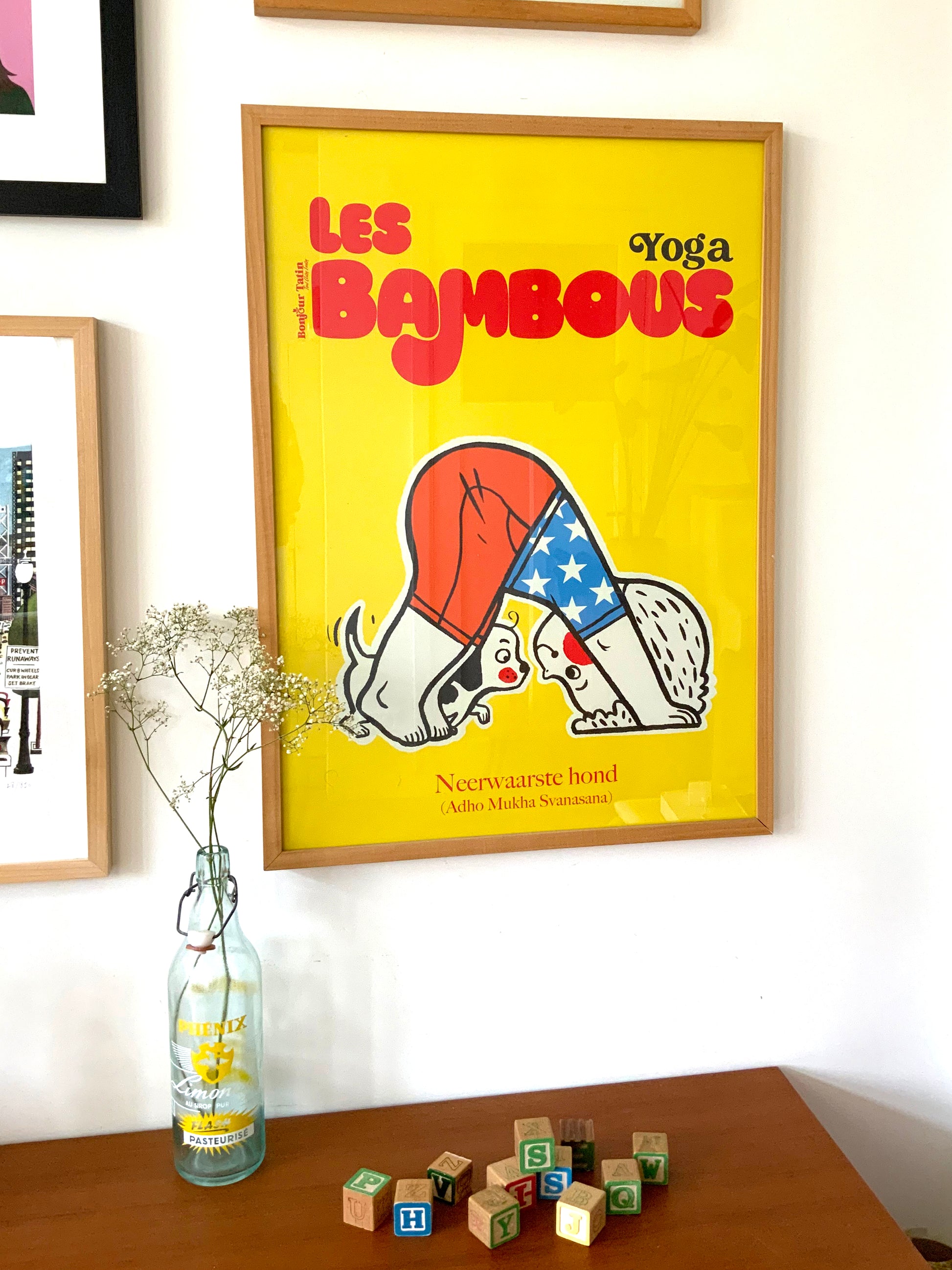 Poster 'Neerwaartse Hond' / 'The Downward Dog' - Yoga series - Bonjour Tatin